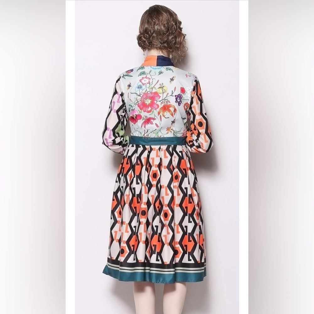 Lai Meng Five Cats Floral & Geometric Patterned ALine Fit & Flare Dress Size 8 - Picture 3 of 14